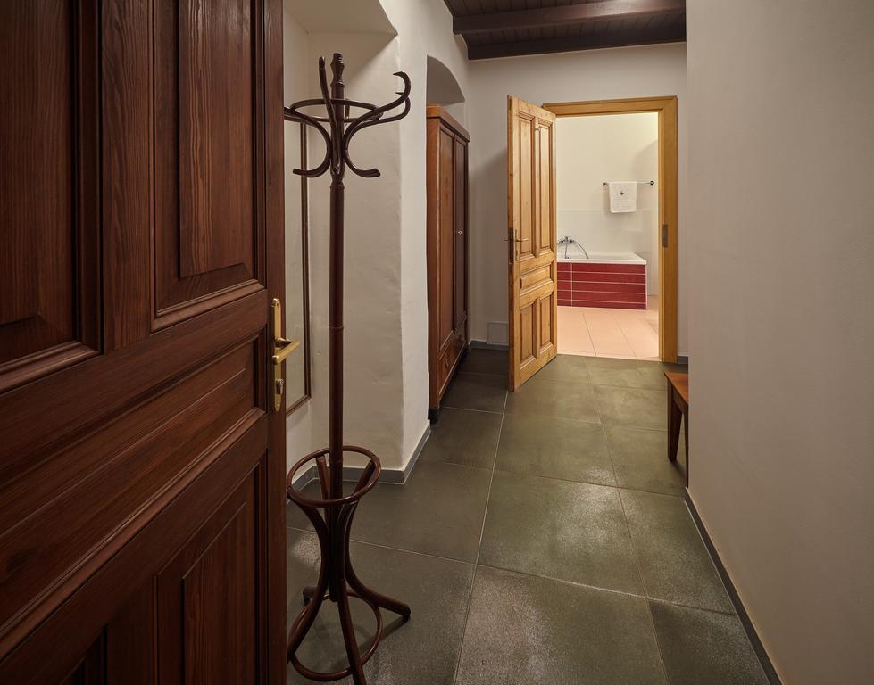 Queen Bee Apartments Πράγα Εξωτερικό φωτογραφία