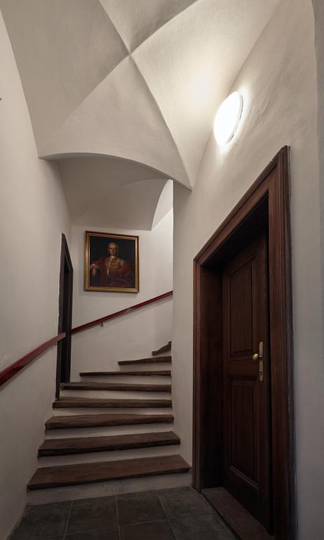 Queen Bee Apartments Πράγα Εξωτερικό φωτογραφία
