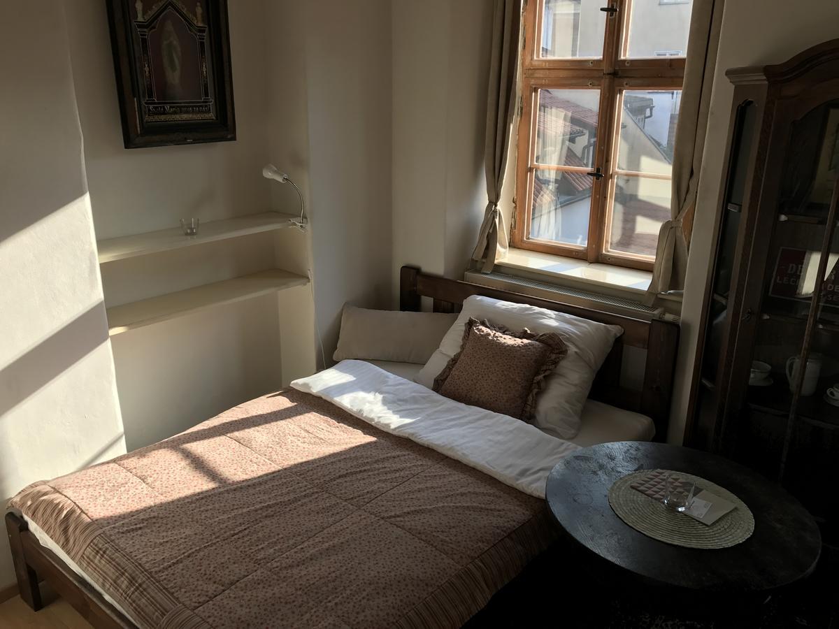 Queen Bee Apartments Πράγα Εξωτερικό φωτογραφία